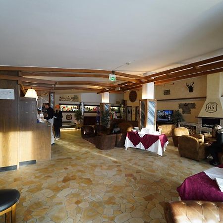 Hotel Lo Stambecco Breuil-Cervinia Bagian luar foto
