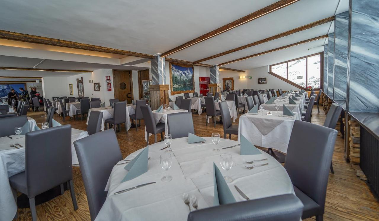 Hotel Lo Stambecco Breuil-Cervinia Bagian luar foto