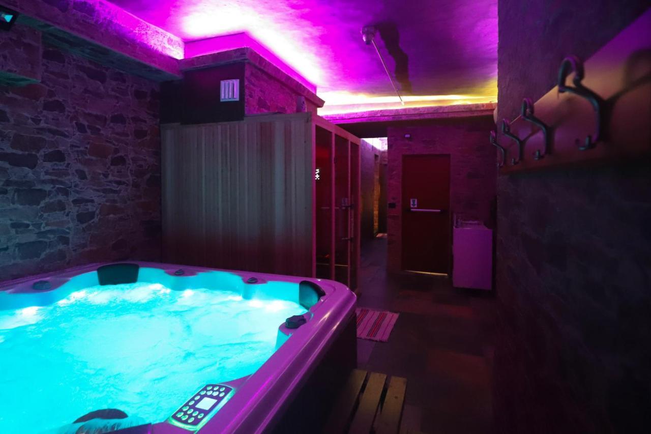 Hotel Lo Stambecco Breuil-Cervinia Bagian luar foto