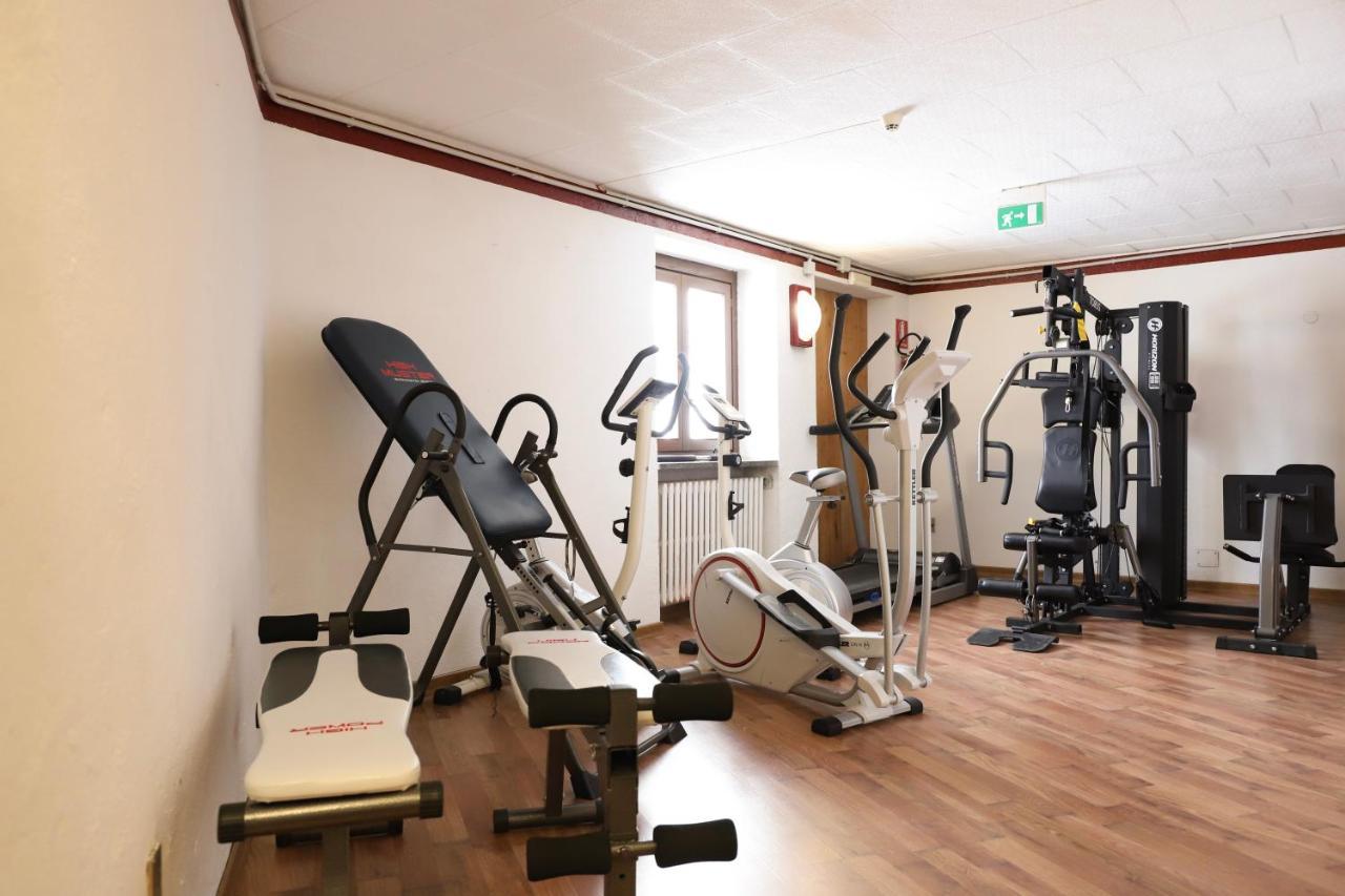 Hotel Lo Stambecco Breuil-Cervinia Bagian luar foto
